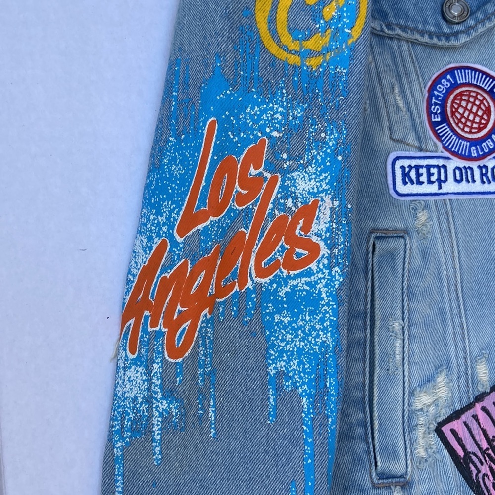 New GUESS Men’s Graffiti Dillon Denim Jacket SZ XS - Picture 8 of 12